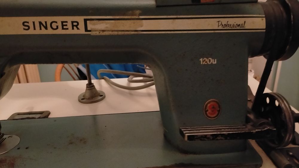 Machine &agrave; coudre Electroménager