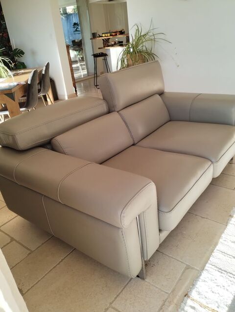CANAP 2/3 PLACES CUIR 750 Draguignan (83)