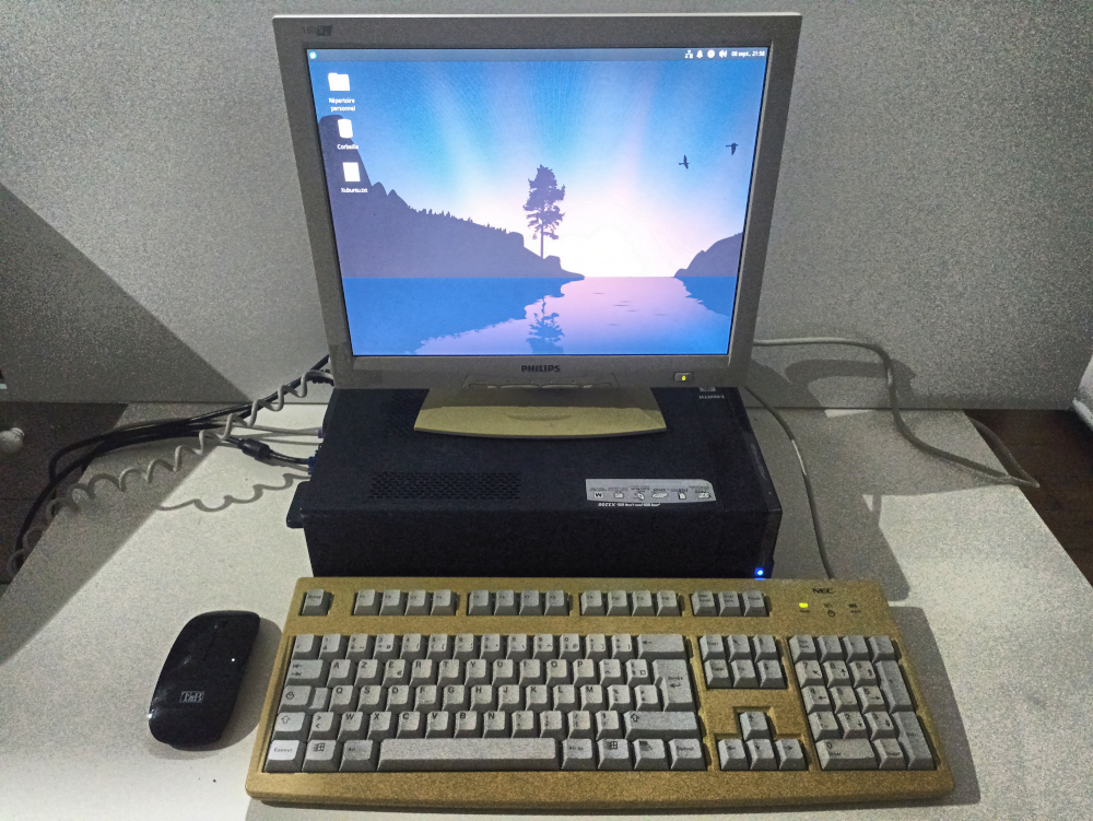 Acer Aspire X3200 R&eacute;employ&eacute; sous Linux Matériel informatique