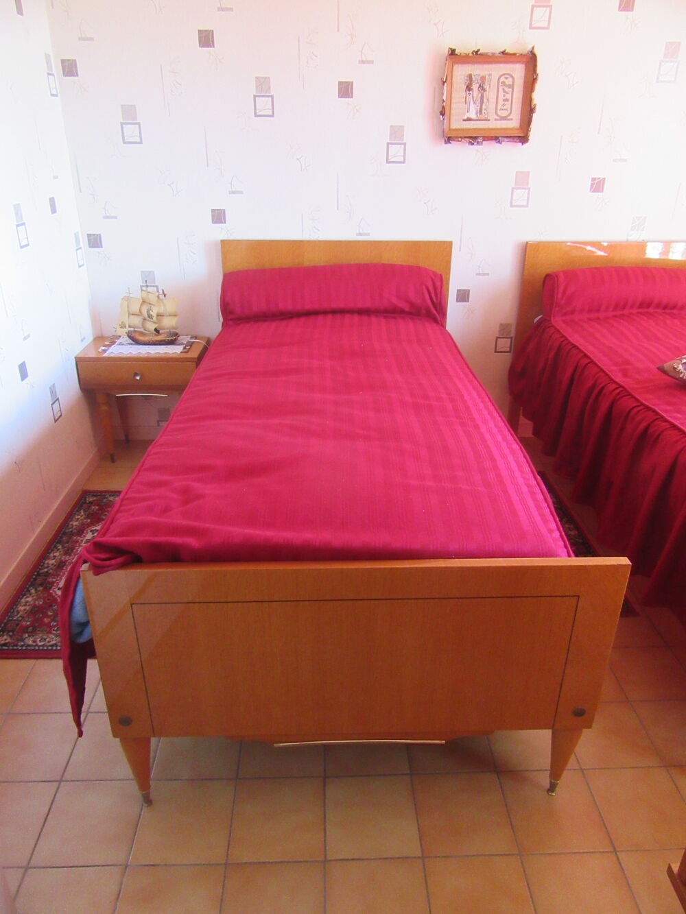 Chambre &agrave; coucher compl&egrave;te Meubles