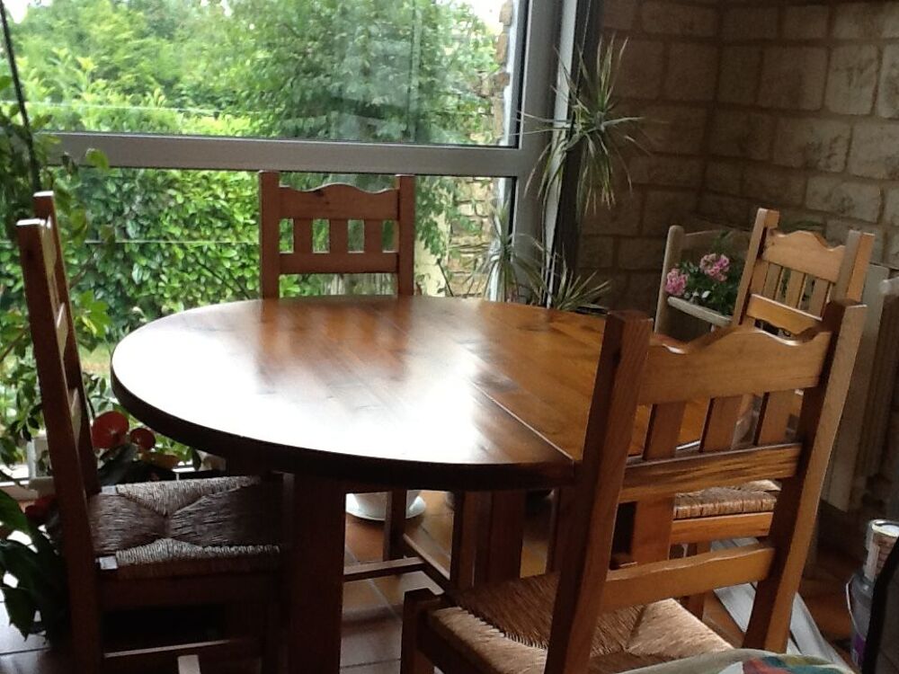 Table ronde avec rallonge meuble avec bar tabourets MASSIF Meubles