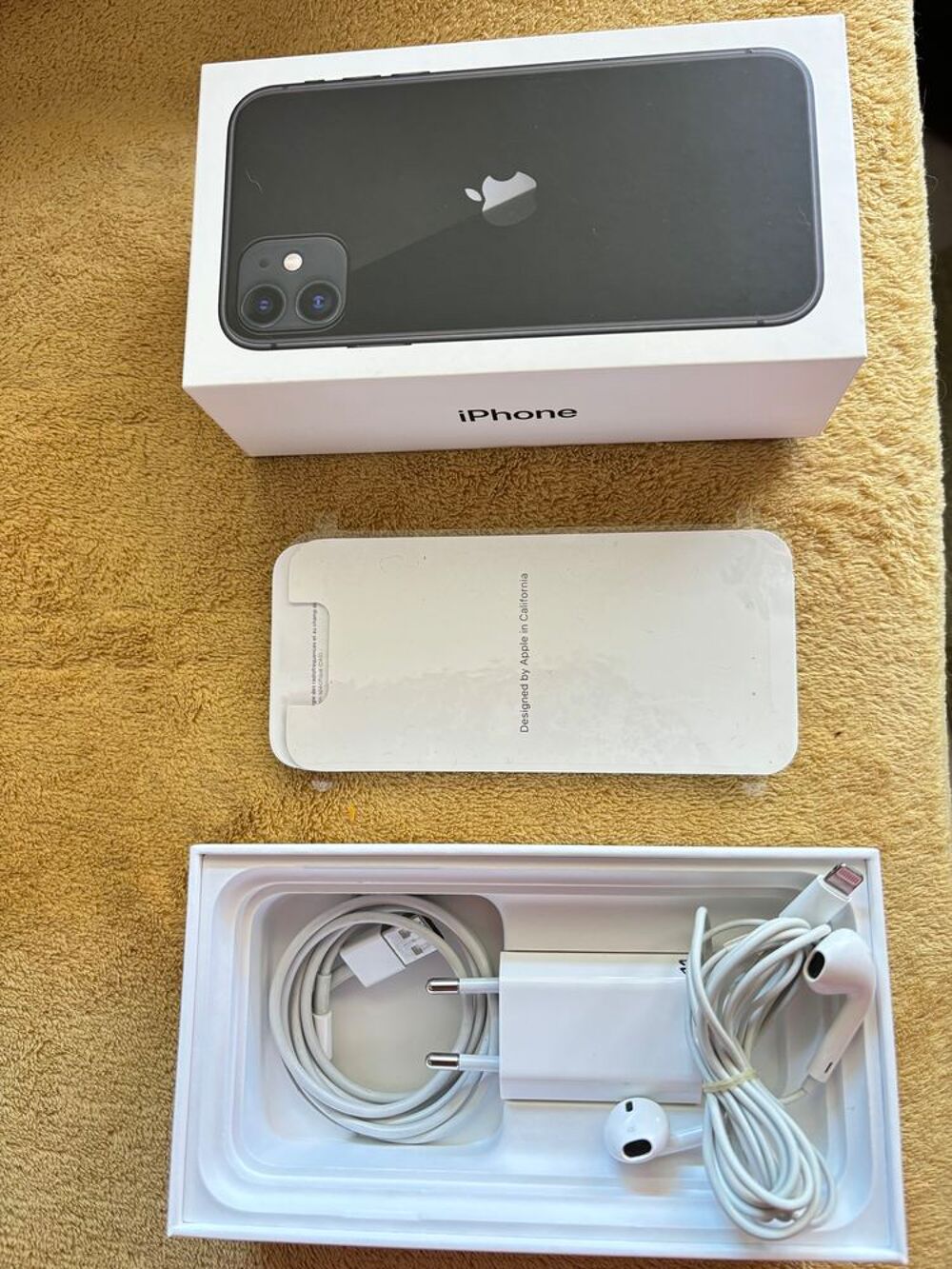 Iphone11 noir Téléphones et tablettes