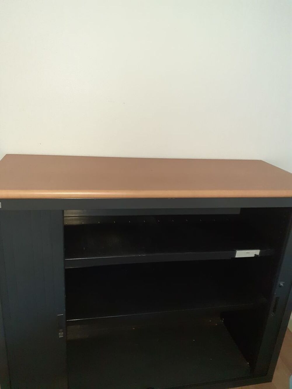 Armoire metallique Meubles