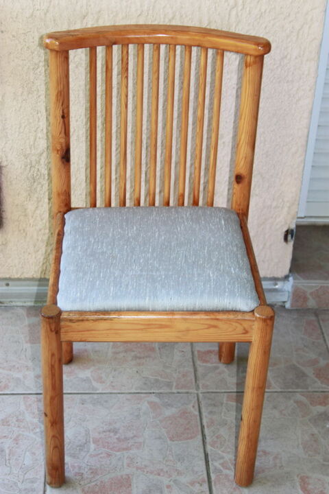 Chaise Pin massif  8 Montigny-Lencoup (77)