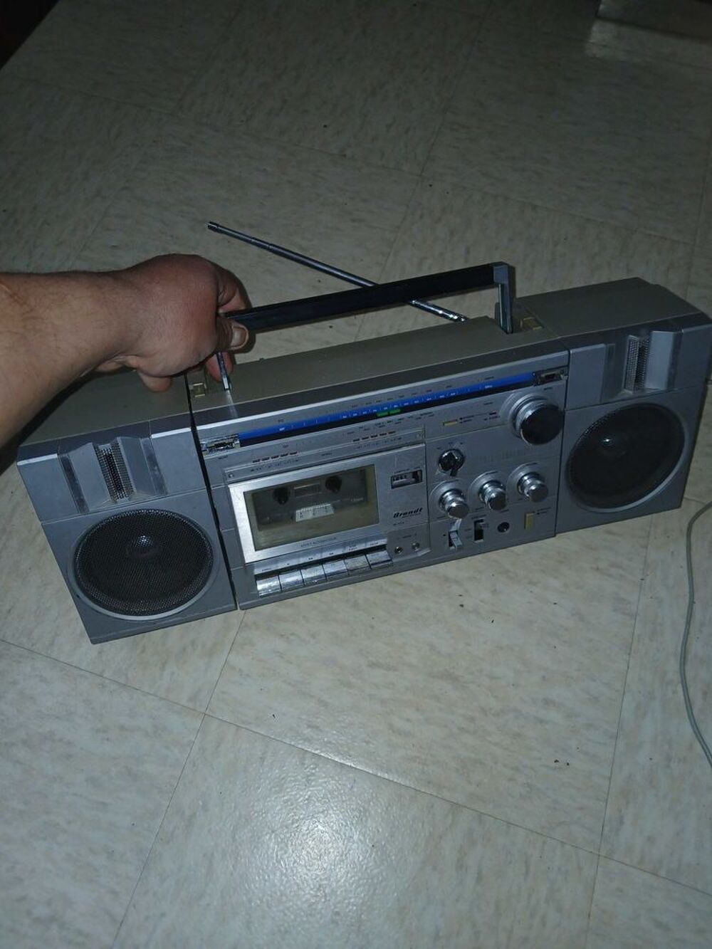 radio cassette tr&egrave;s bon &eacute;tat Instruments de musique