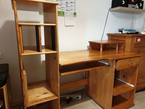 Bureau en pin  caisson, tiroir et tagres  L:1,45 m P:0,68 0 Castres (81)