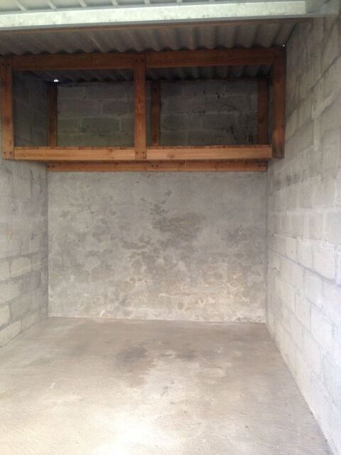  Parking / Garage  louer 12 m