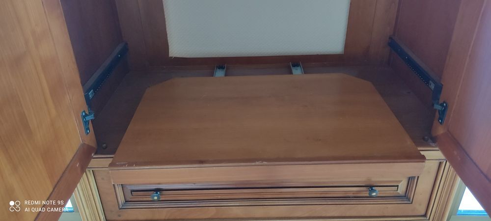Meuble TV en merisier Meubles