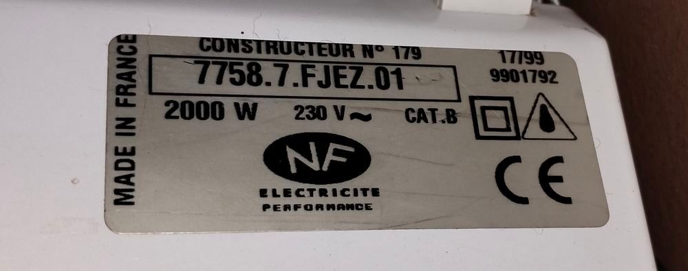 2 Radiateurs &eacute;lectriques radiants Bricolage