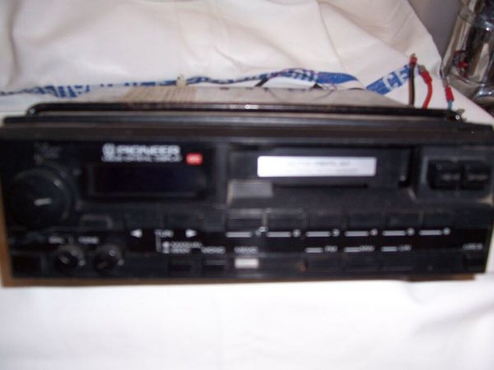3 AUTORADIO 1 KENWOOD/1 PIONNER/1 SONY Audio et hifi