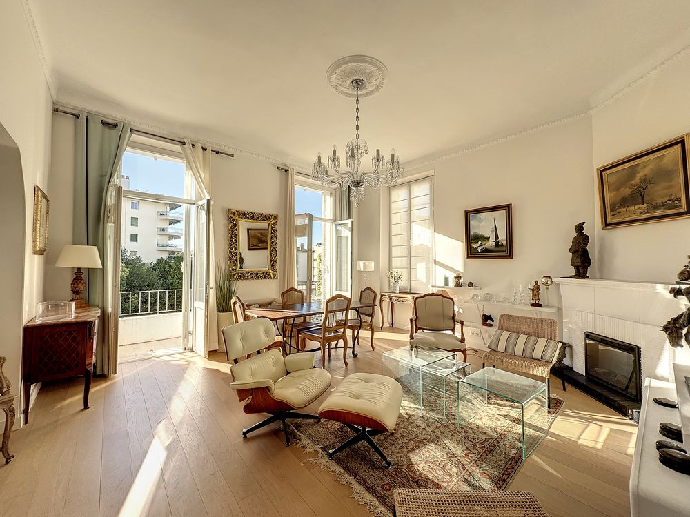 Vente Appartement CANNES ? BASSE CALIFORNIE | APPARTEMENT DE CHARME DANS UNE A Cannes