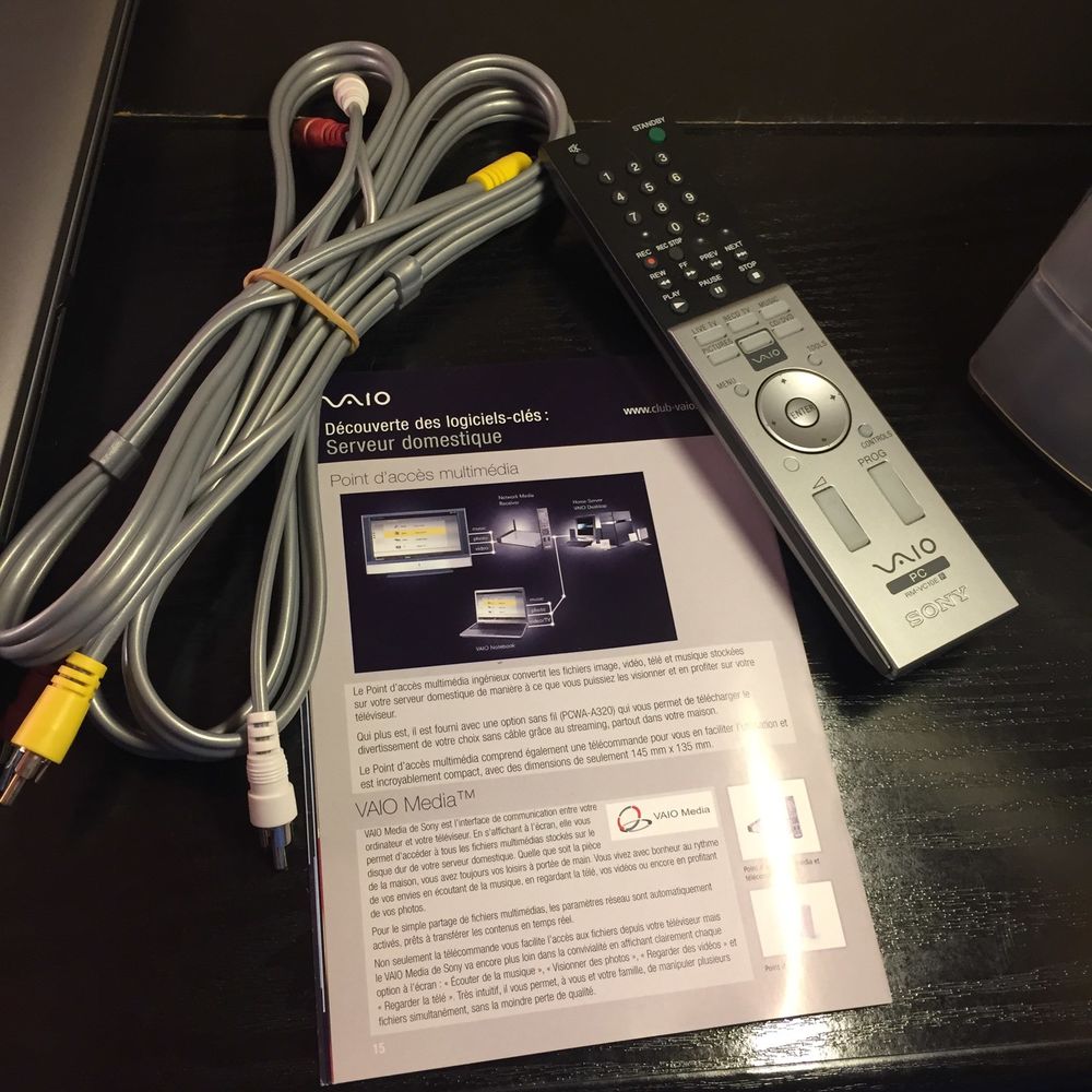 ordinateur portable Sony Vaio et son &eacute;quipement Matériel informatique