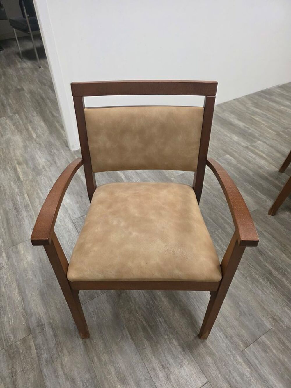 Lot de 8 chaises bois avec accoudoirs Meubles
