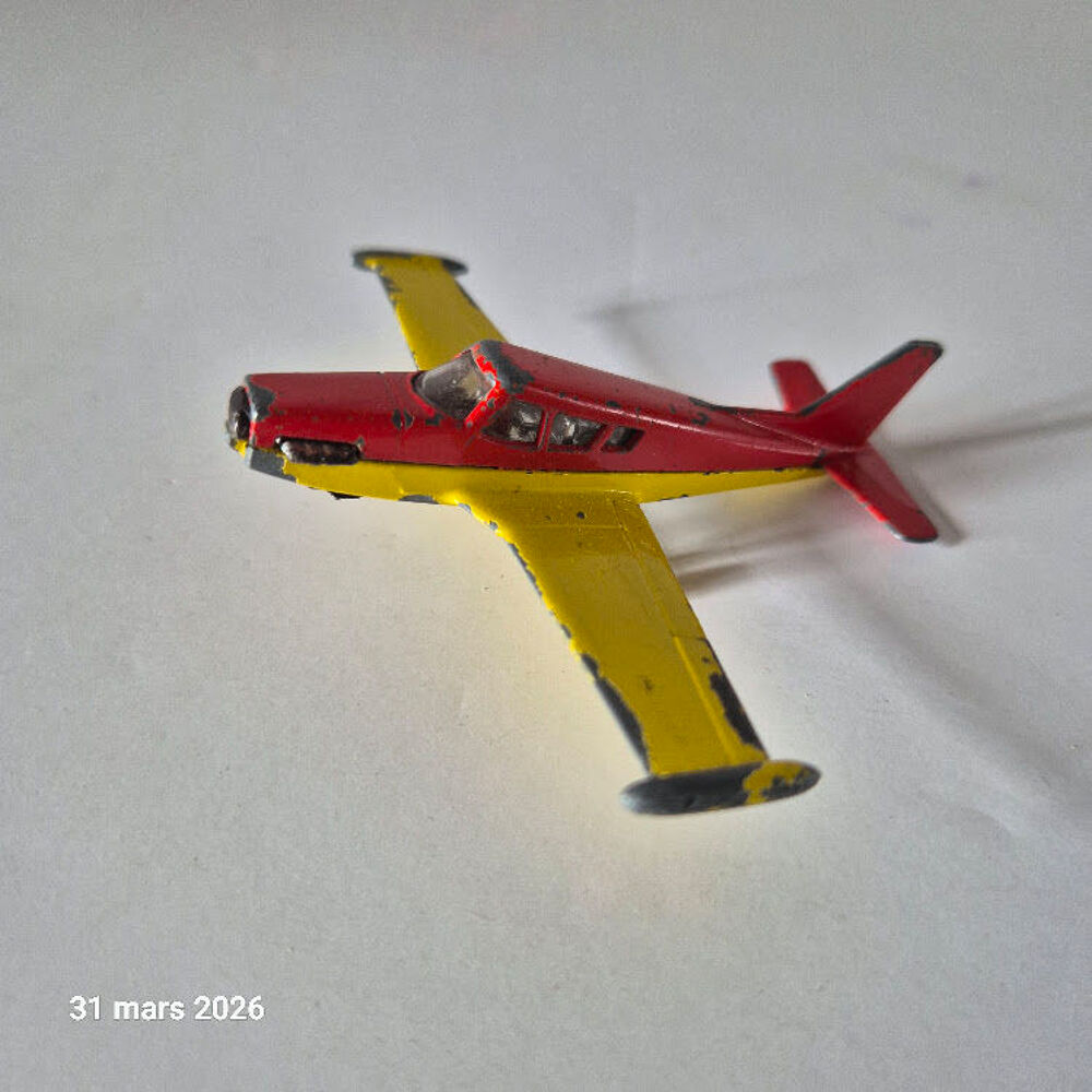 Avion Piper comanche Matchbox SB19 1976 made in England en m Jeux / jouets