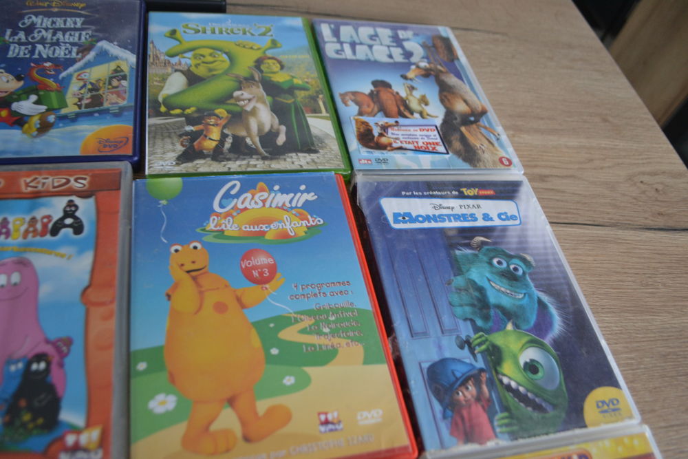 Lot 11 dessins anim&eacute;s DVD DVD et blu-ray
