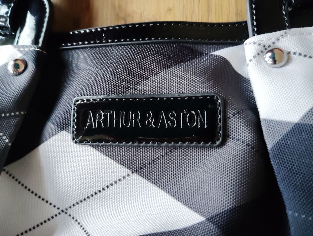 Sac &agrave; main Marque Arthur &amp; Aston Maroquinerie