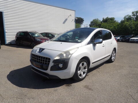 Peugeot 3008 1.6 HDi 16V 112ch FAP BMP6 BLUE LION Premium Pack 2011 occasion Sorgues 84700