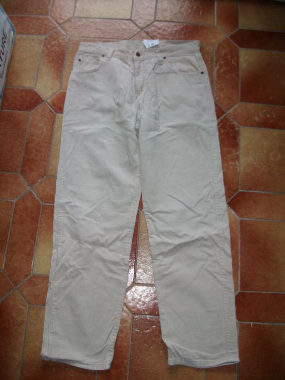 Pantalons JEANS Homme Taille 42 &agrave; 3 € Vêtements