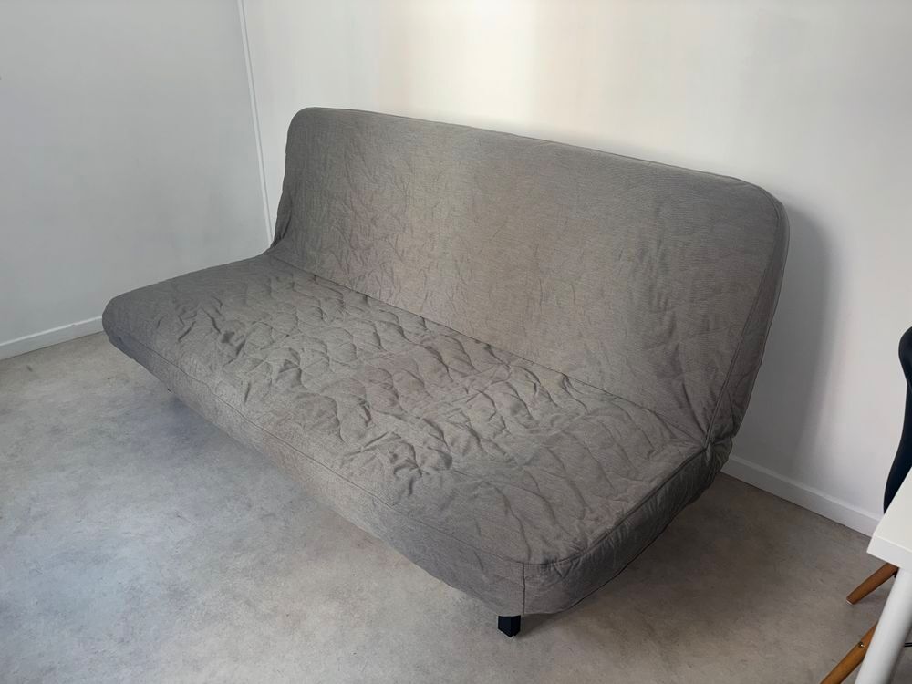 canap&eacute; convertible IKEA Meubles
