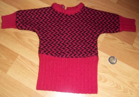 Robe lainage rouge poupée 50 cm 4 Colombier-Fontaine (25)