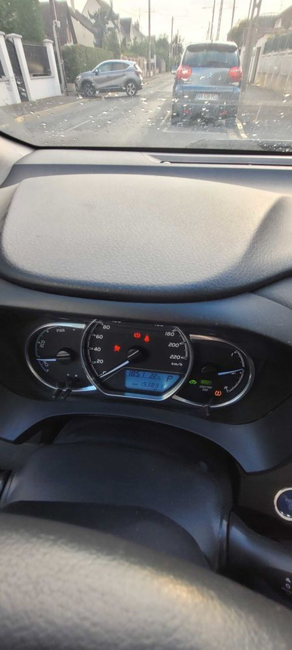 Yaris 1.0i Linea Luna 2018 occasion 93190 Livry-Gargan