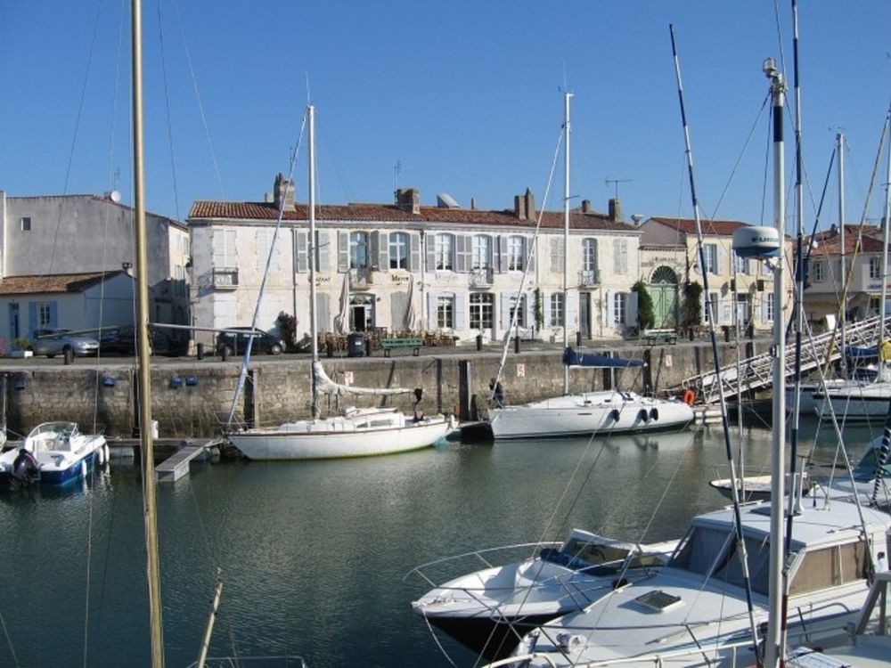   ILE de RE, Petit nid douillet 2/3 pers, avec vlos, wifi Poitou-Charentes, Saint-Martin-de-R (17410)