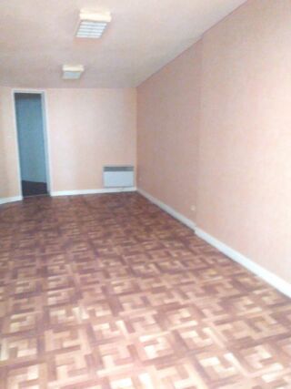  Atelier à louer 3 pièces 55 m²