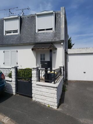 Location Villa Maison type 5 avec garage double et jardin Cormontreuil