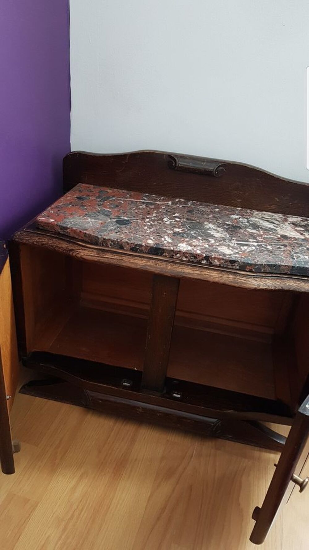 chevet ancien en bois massif avec plaque de marbre Meubles