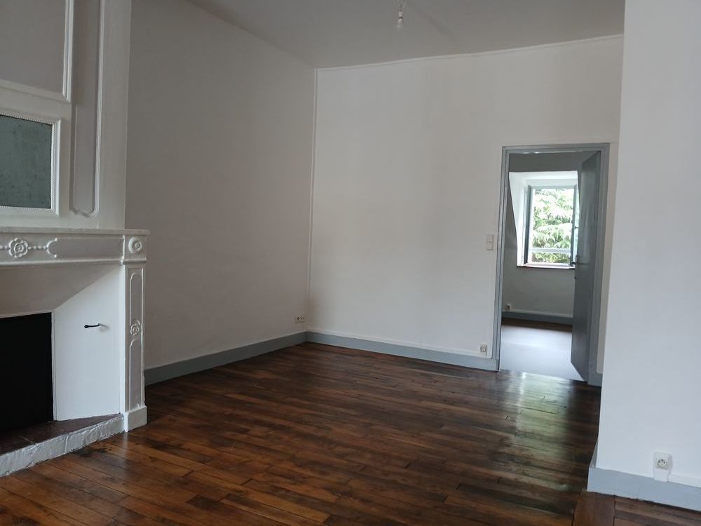 Location Appartement bel appartement F3, Chateauroux centre , calme. Vineuil
