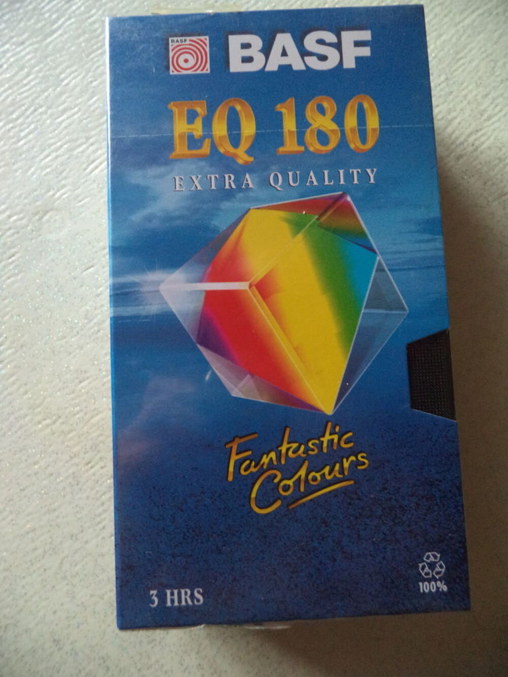 3 Cassettes vid&eacute;o VHS vierges. Audio et hifi