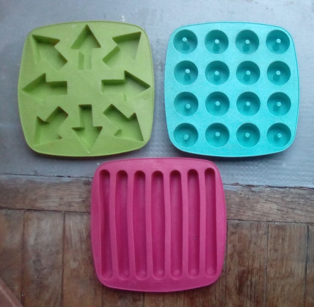 5 moules &agrave; glacons silicone Cuisine