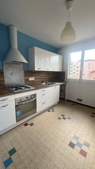  Appartement � vendre 4 pi�ces 65 m�