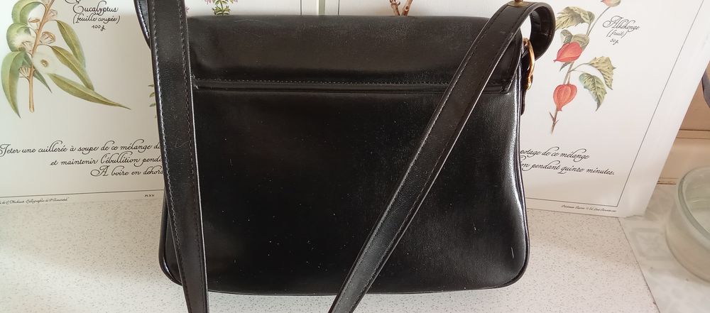 Sac &agrave; main noir Maroquinerie