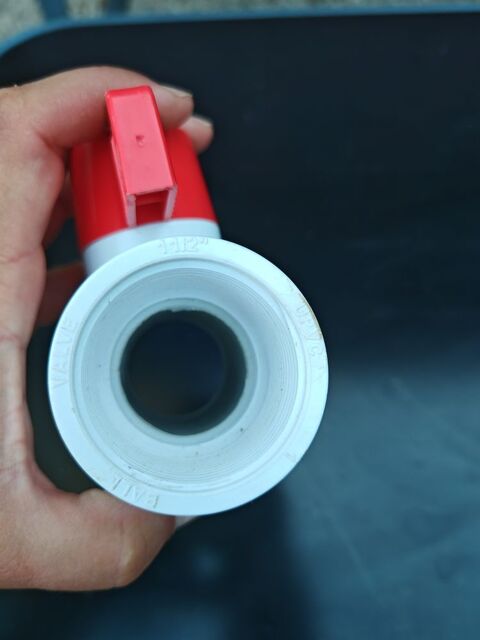 Vanne femelle 1 pouce 1/2 (diam�tre int�rieur 44 mm environ 5 Morey-Saint-Denis (21)