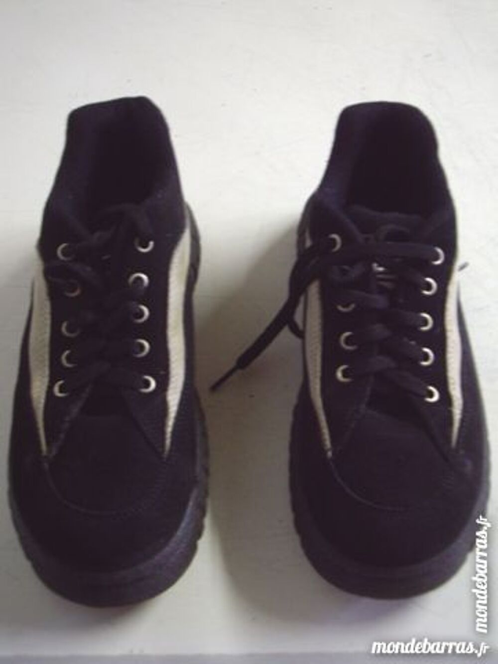 Joggers Noir/Beige &agrave; lacets pt 40 Chaussures