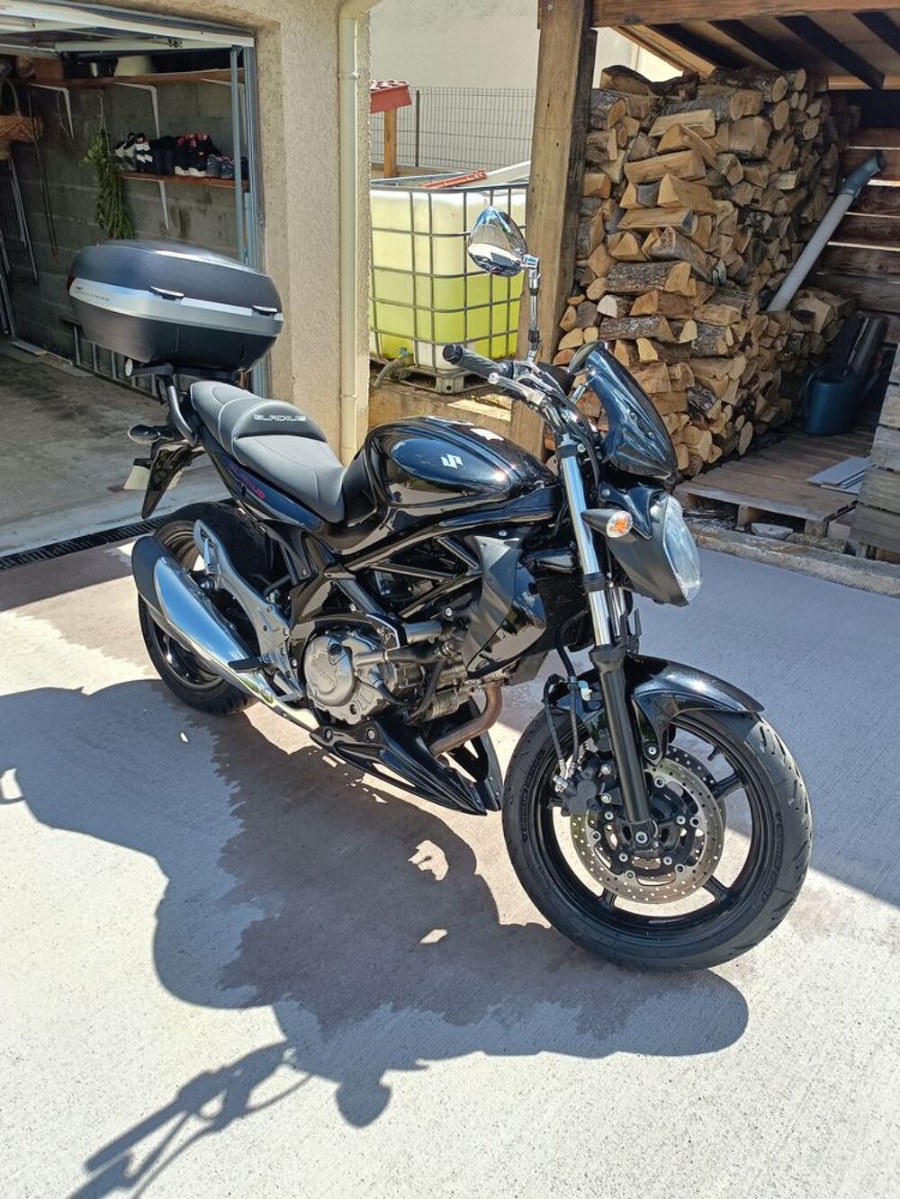SUZUKI 2011 occasion 63270 Vic-le-Comte
