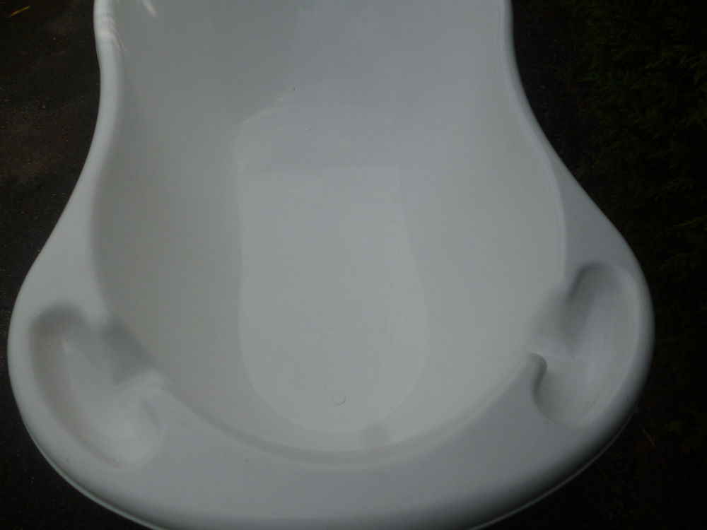 BAIGNOIRES A BEBES Puériculture