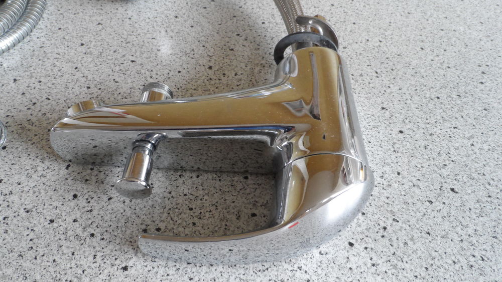 Robinet bain douche + flexible Bricolage