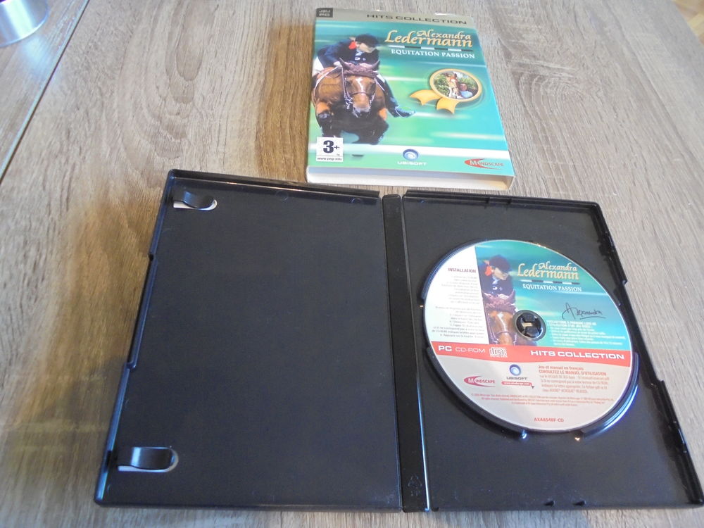 Jeu PC "Alexandra Ledermann - Equitation passion" Consoles et jeux vidéos