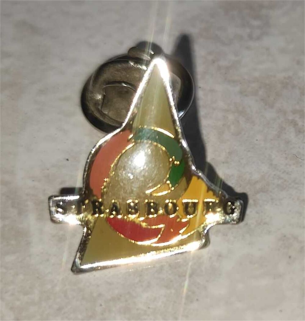 Pin's Lot de 3 