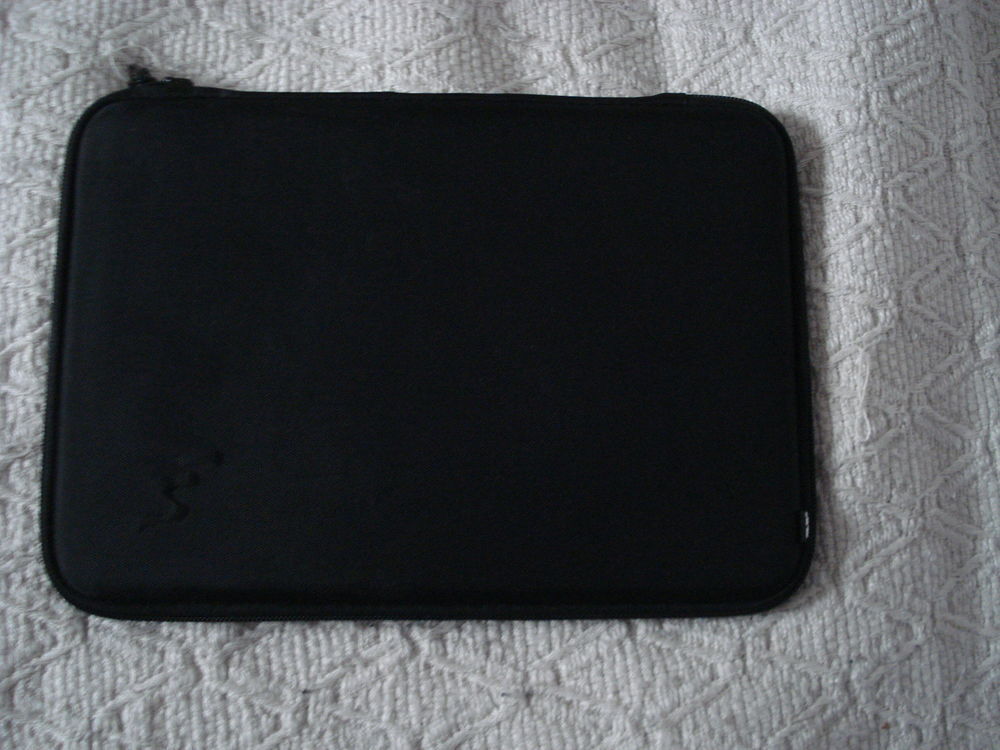 Boite prot&egrave;ge tablette (AUG) T�l�phones et tablettes
