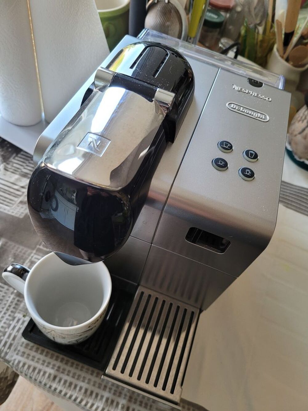 Machine &agrave; caf&eacute; Nespresso De'Longhi Electroménager