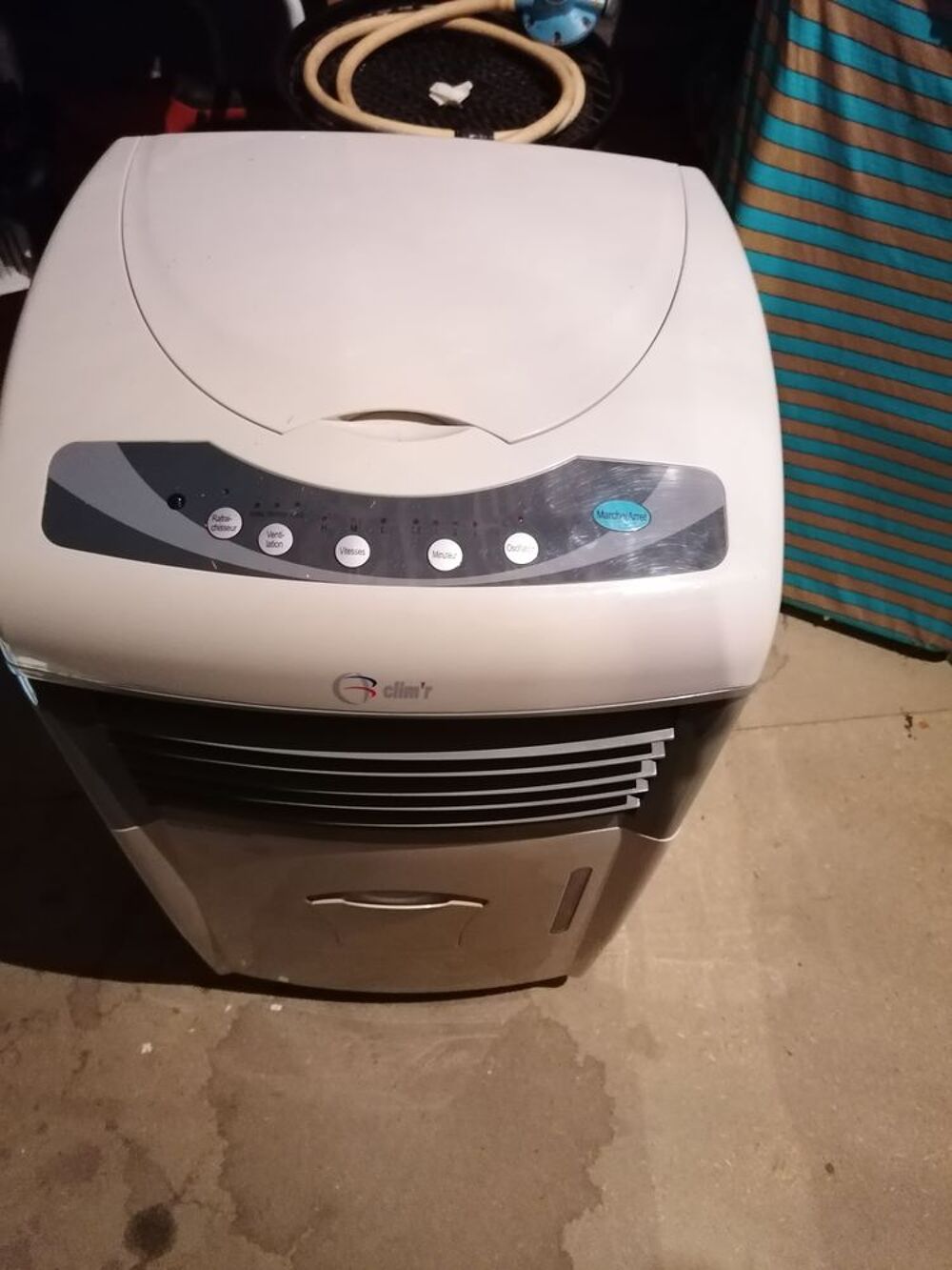 clim pour mettre glacon Electroménager