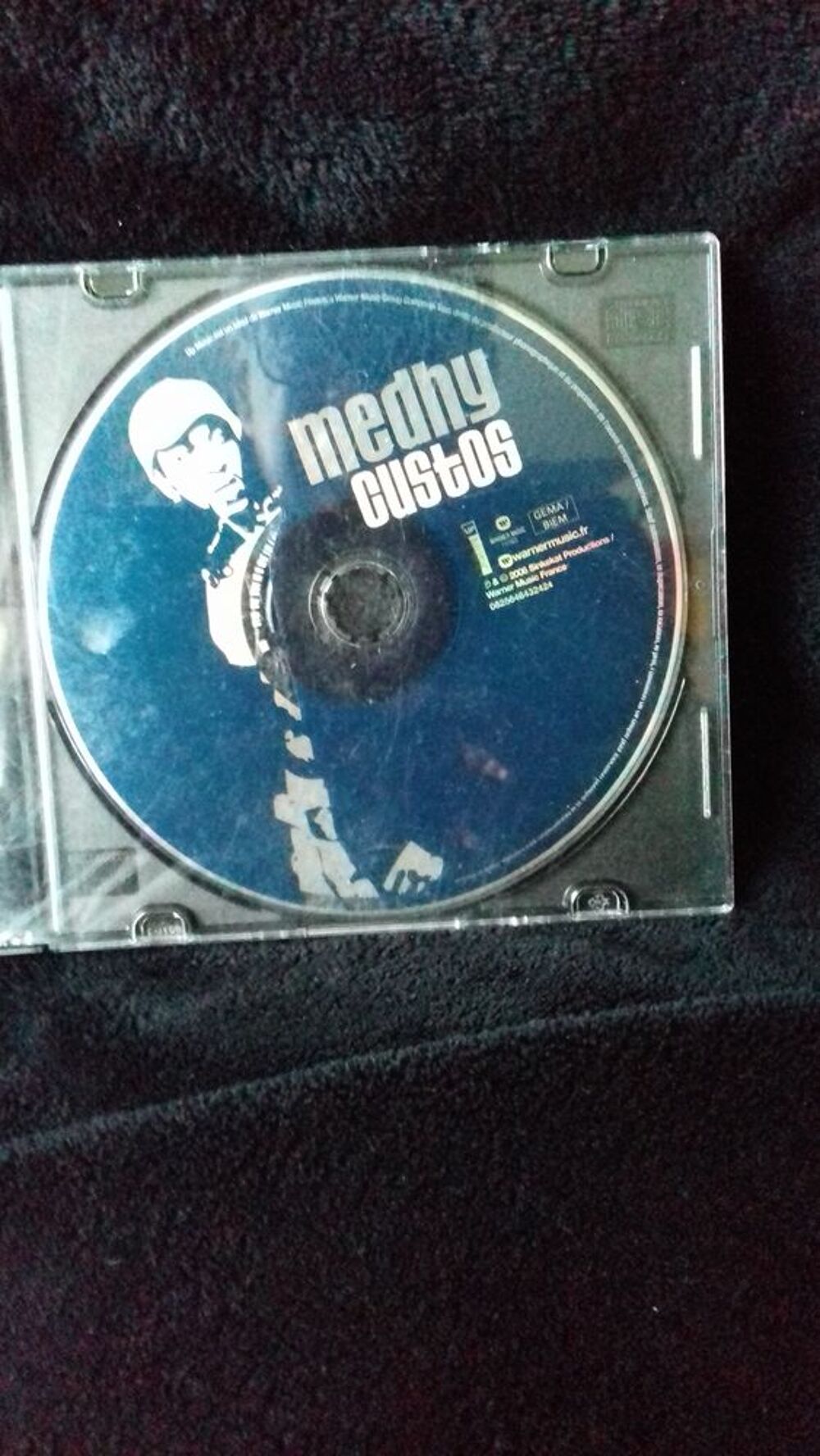 un cd de musique tropicale CD et vinyles