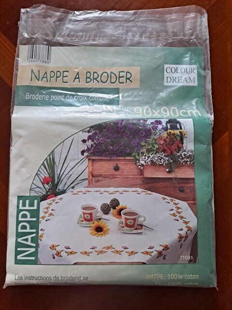Nappe  broder 3 La Fert-Loupire (89)