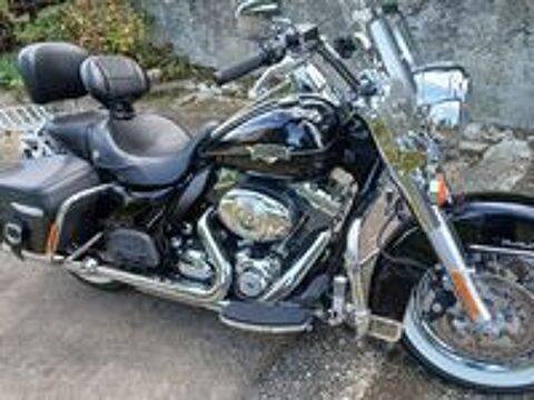 HARLEY-DAVIDSON 2011 occasion 69720 Saint-Bonnet-de-Mure