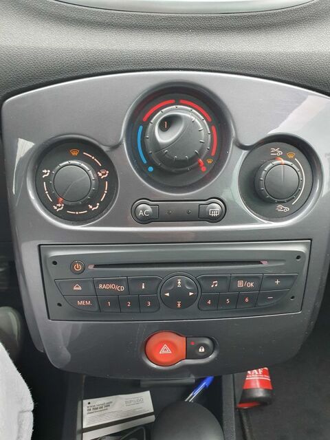 Renault clio iii clio dci tomtom edition 2012