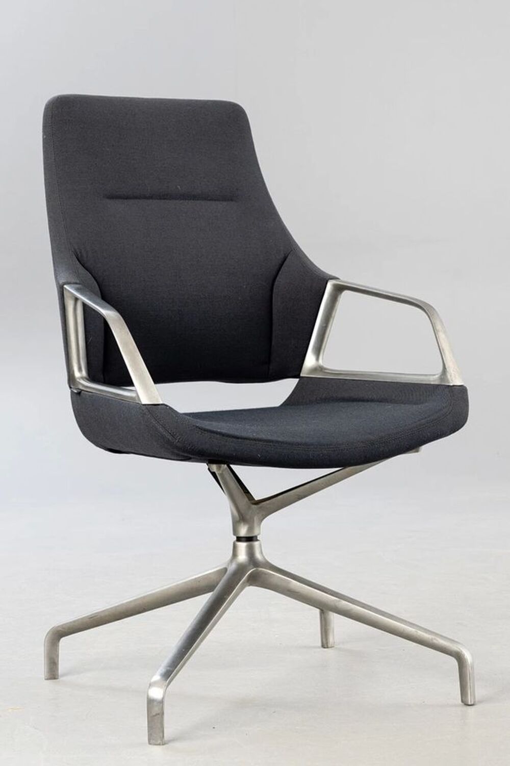 Chaise de bureau Wilkhahn Graph 3015 en aluminium Meubles