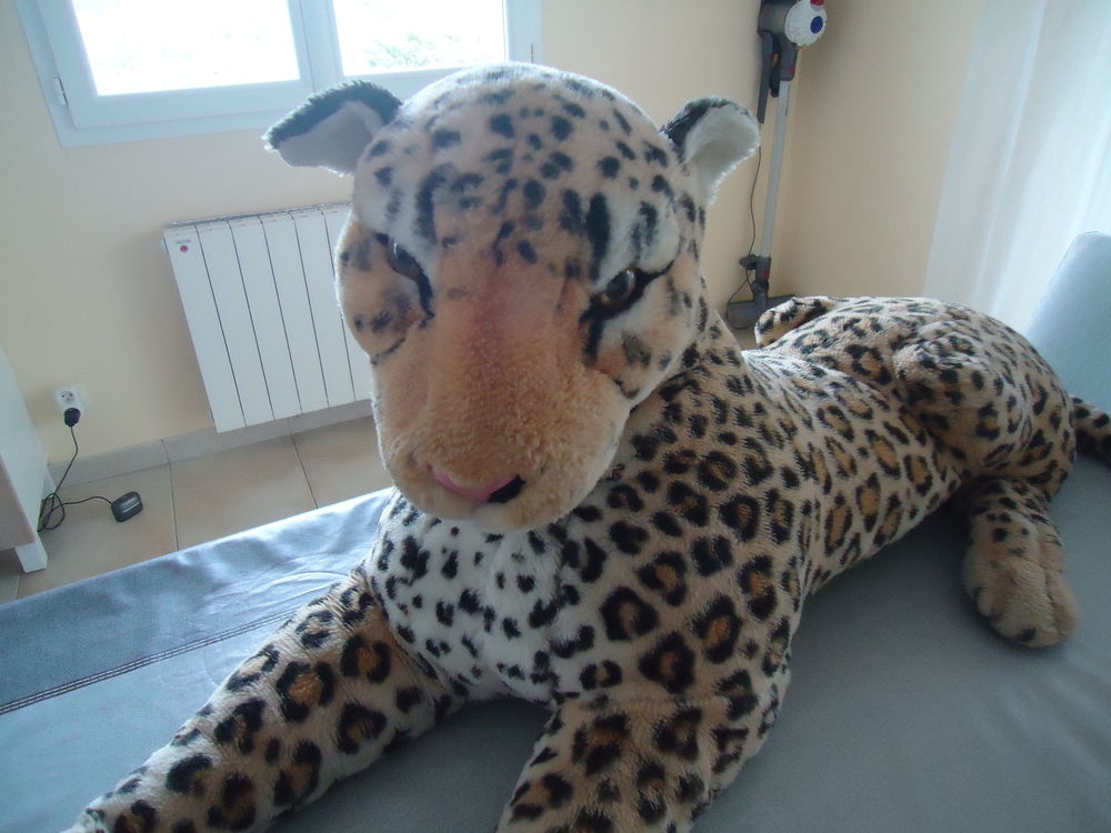 Valeur 80/120€ Magnifique peluche g&eacute;ante l&eacute;opard CE FRANCE Jeux / jouets